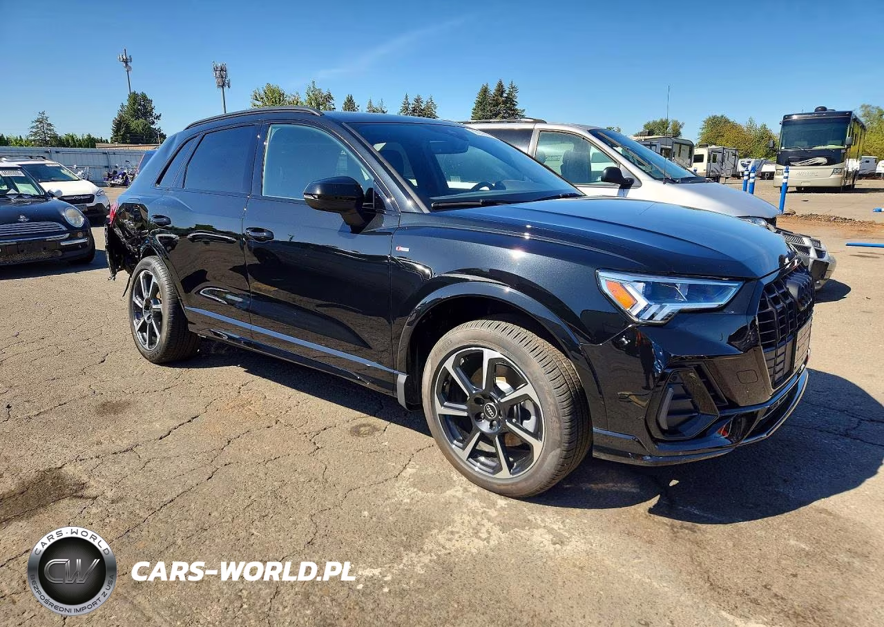 2025 Audi Q3 Premium Plus S Line 45 VIN:WA1EECF33S1101258 - 4