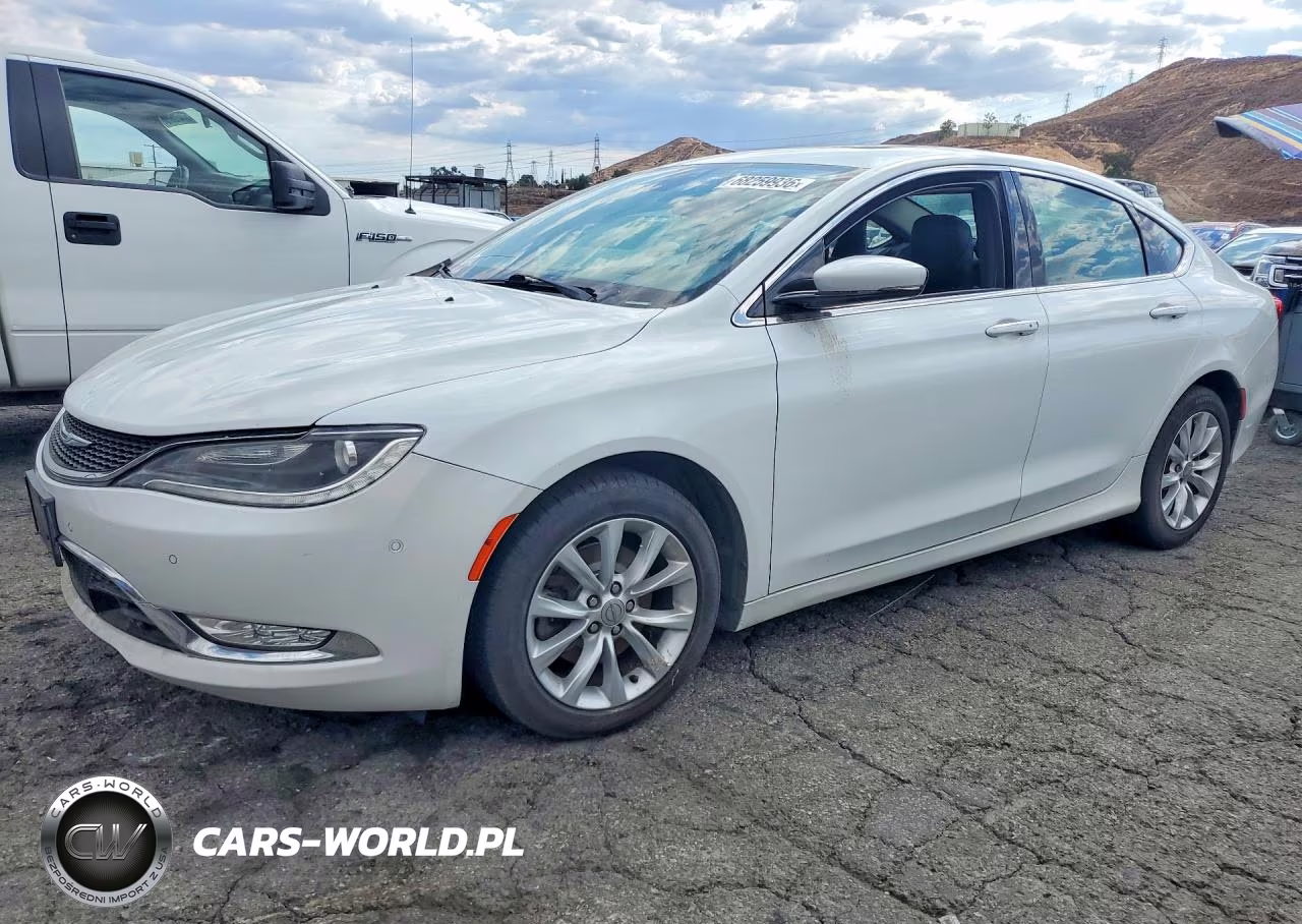 2015 Chrysler 200 C – zdjęcie 1 z 12