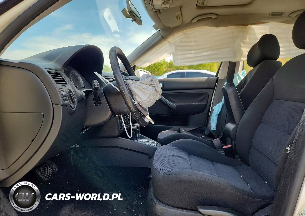 2023 Volkswagen Jetta VIN:3VWSK69M95M033365 - 7