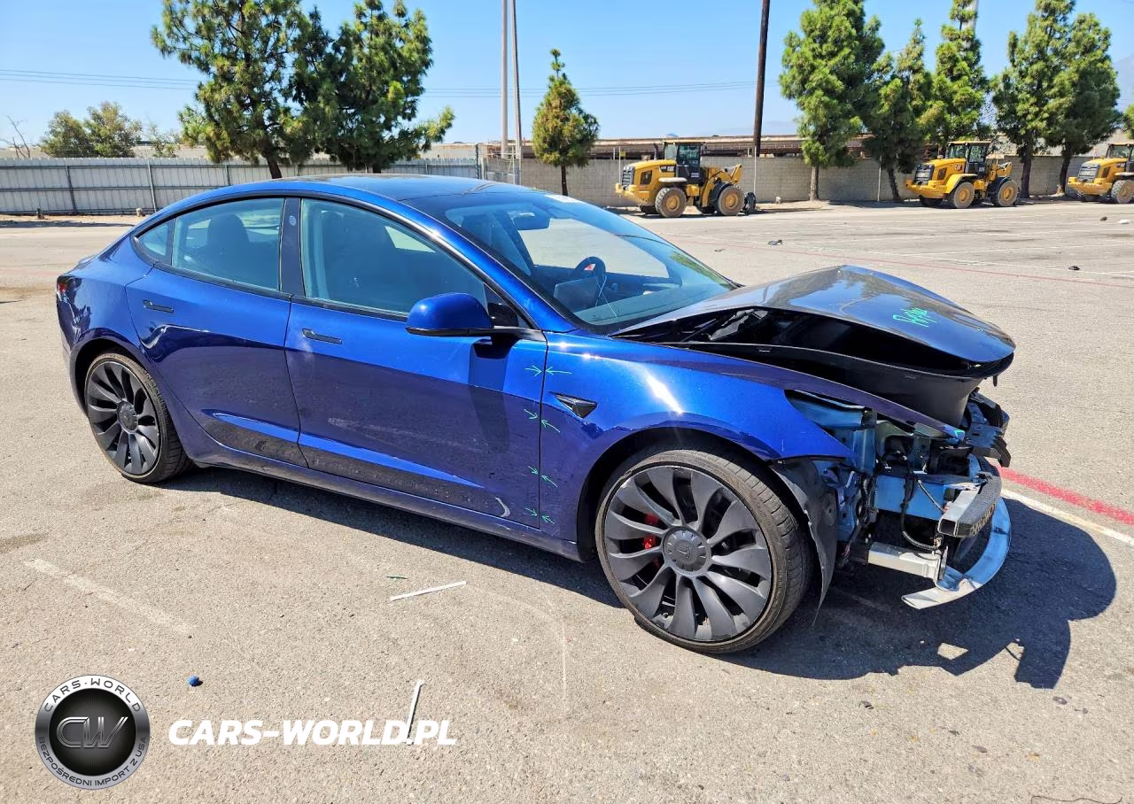 2022 Tesla Model 3 VIN:5YJ3E1EC3NF358483 - 4