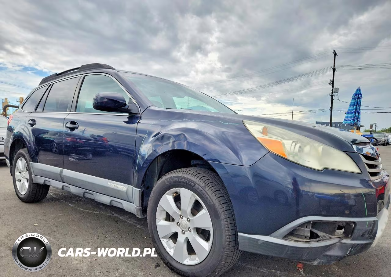 2012 Subaru Outback 2.5I Premium VIN:4S4BRBCC3C3241310 - 4