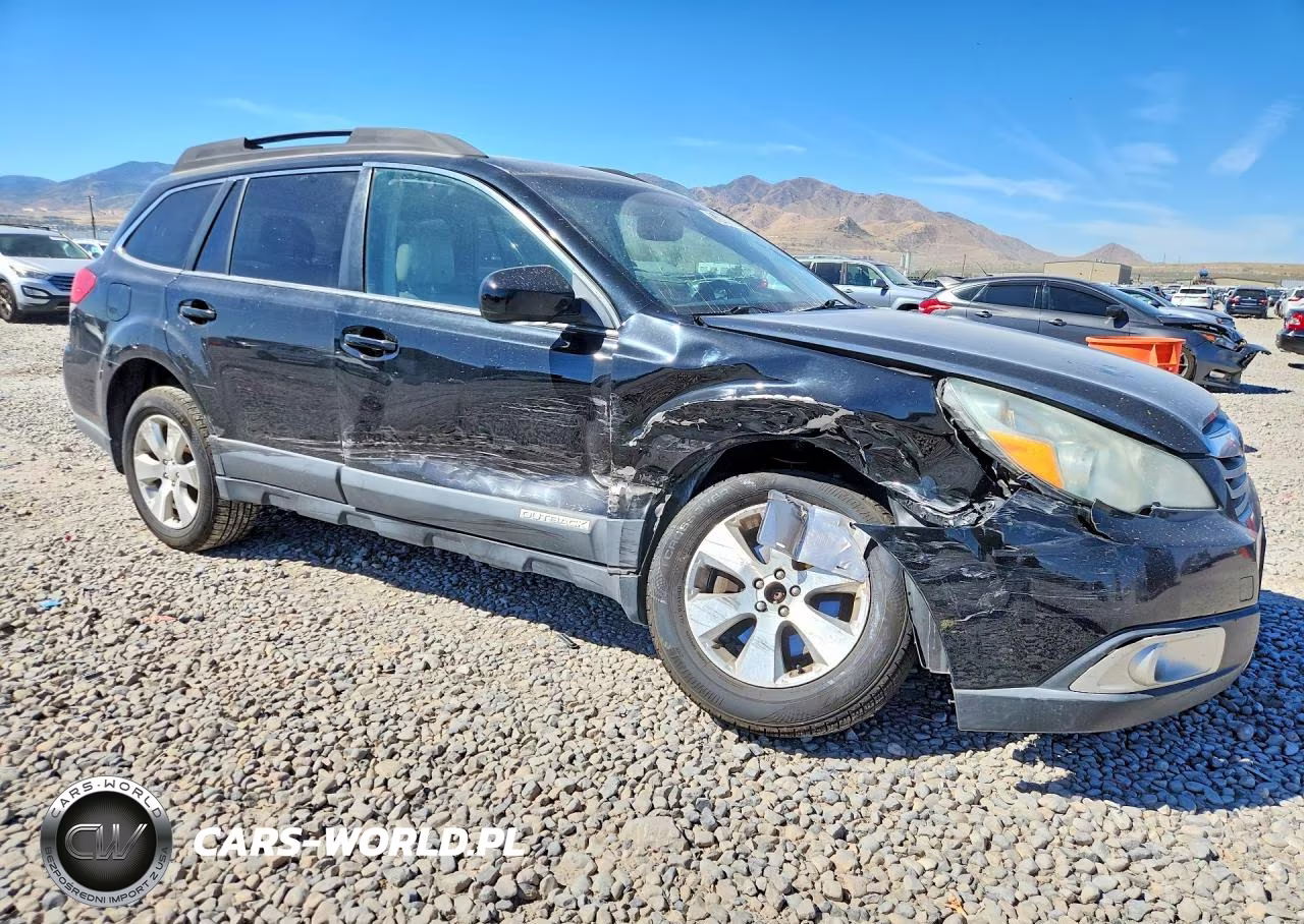 2011 Subaru Outback 3.6R Limited VIN:4S4BRDKCXB2417139 - 4