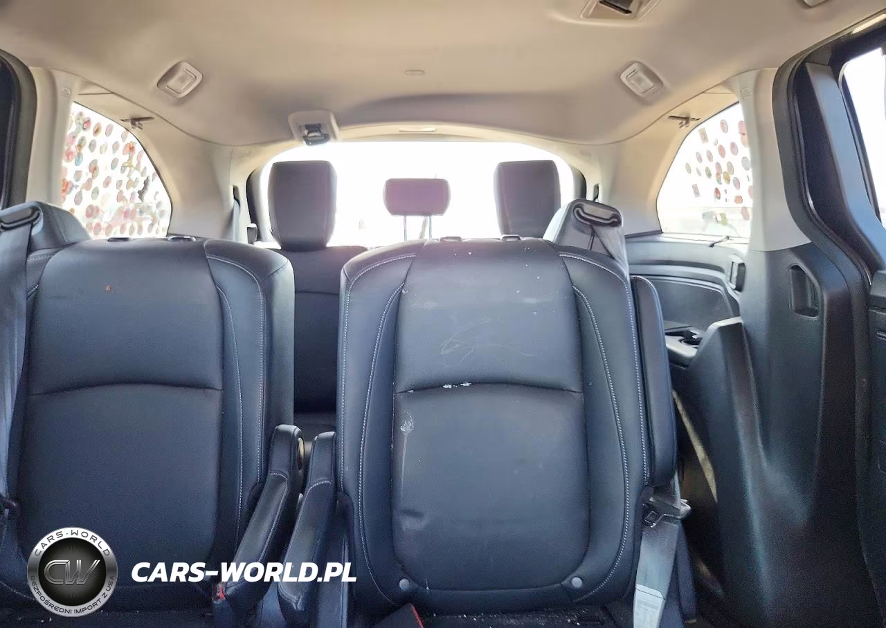 2023 Honda Odyssey Touring VIN:5FNRL6H84PB017908 - 10