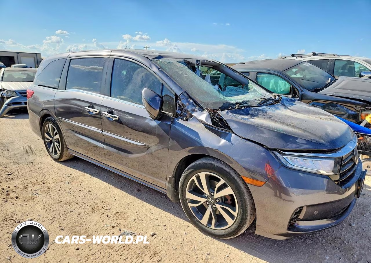 2023 Honda Odyssey Touring VIN:5FNRL6H84PB017908 - 4