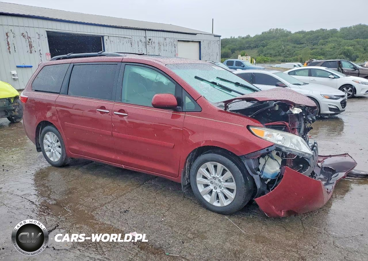 2015 Toyota Sienna Xle 7-Passenger VIN:5TDDK3DC7FS103133 - 4