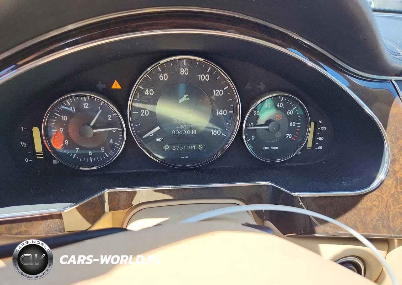 2007 Mercedes-Benz Cls 550 VIN:WDDDJ72X87A100634 - 9