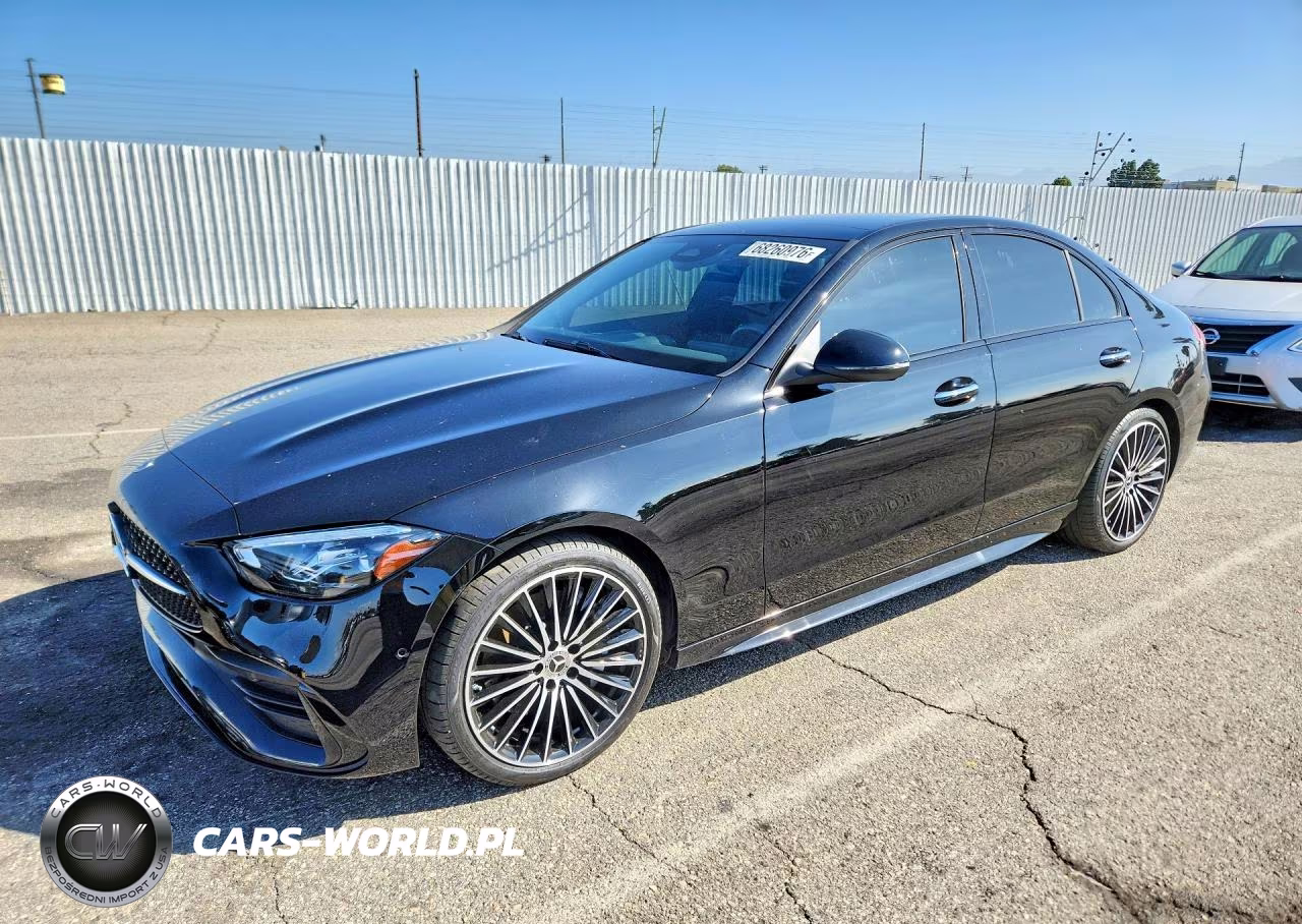 2025 Mercedes-Benz C 300 – zdjęcie 1 z 12