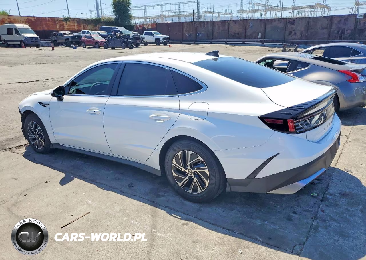 2026 Hyundai Sonata Hybrid Blue VIN:KMHL24JJ7TA143379 - 2