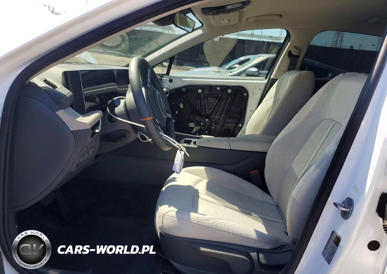 2026 Hyundai Sonata Hybrid Blue VIN:KMHL24JJ7TA143379 - 7