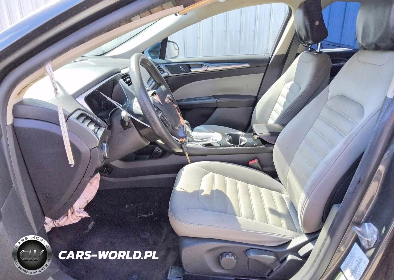 2015 Ford Fusion S VIN:1FA6P0G79F5114914 - 7