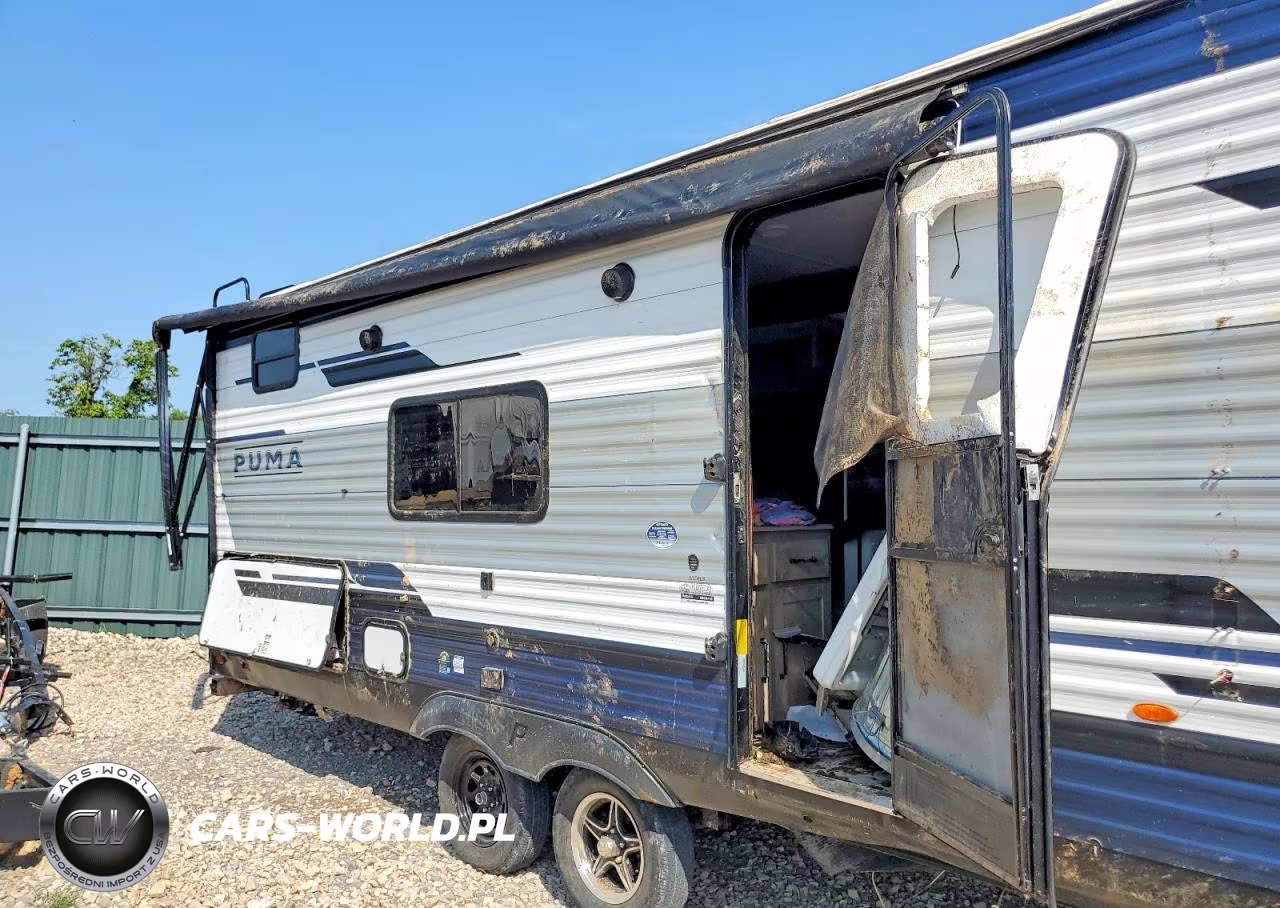 2025 Puma Fifth Wheel Puma Fifth - Camper VIN:5ZT2PUPB3S4024483 - 9
