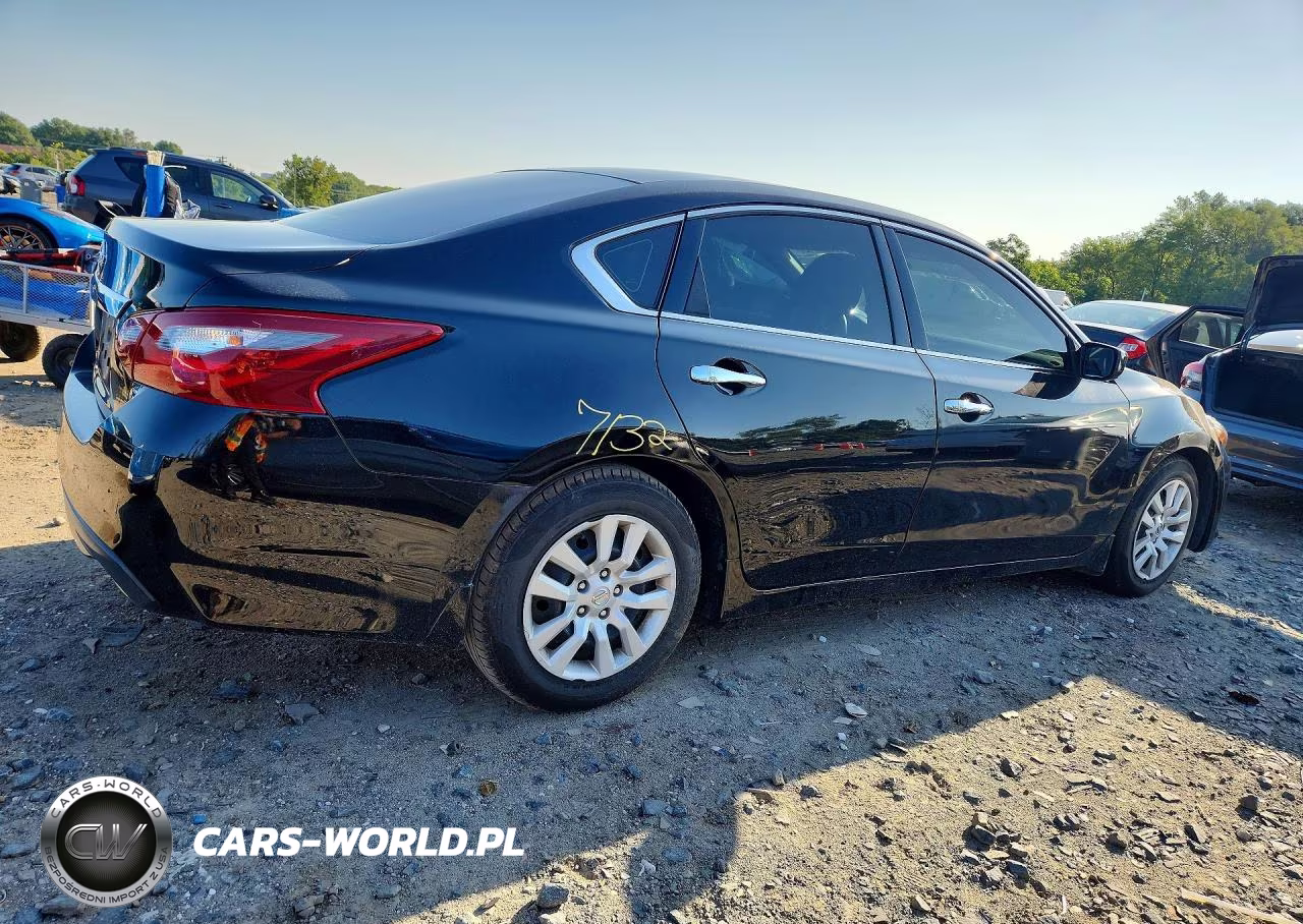 2018 Nissan Altima 2.5 S VIN:1N4AL3AP2JC263928 - 3