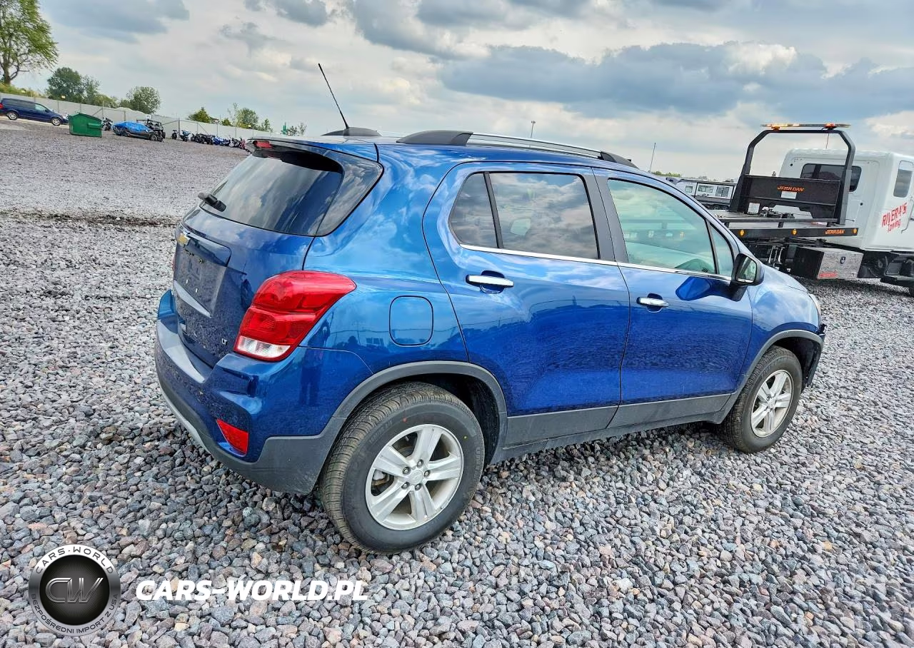 2020 Chevrolet Trax 1Lt VIN:3GNCJPSB8LL204111 - 3
