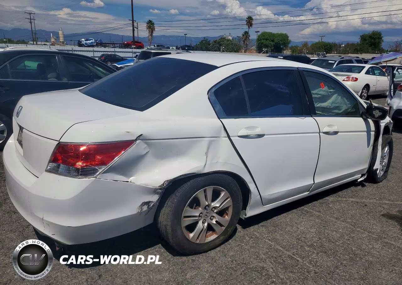 2010 Honda Accord Lxp VIN:1HGCP2F43AA093950 - 3