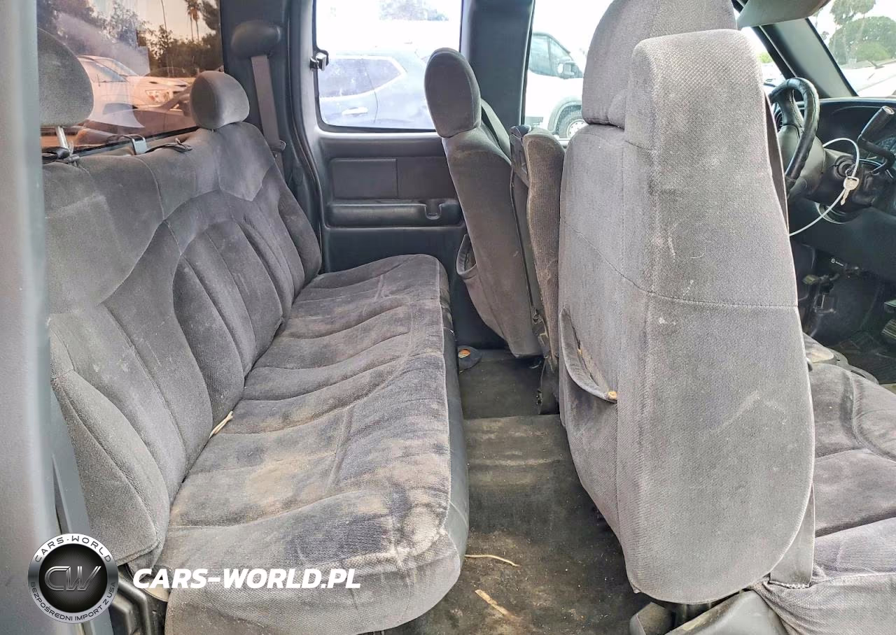 2002 GMC New Sierra C1500 VIN:2GTEC19V421128038 - 10