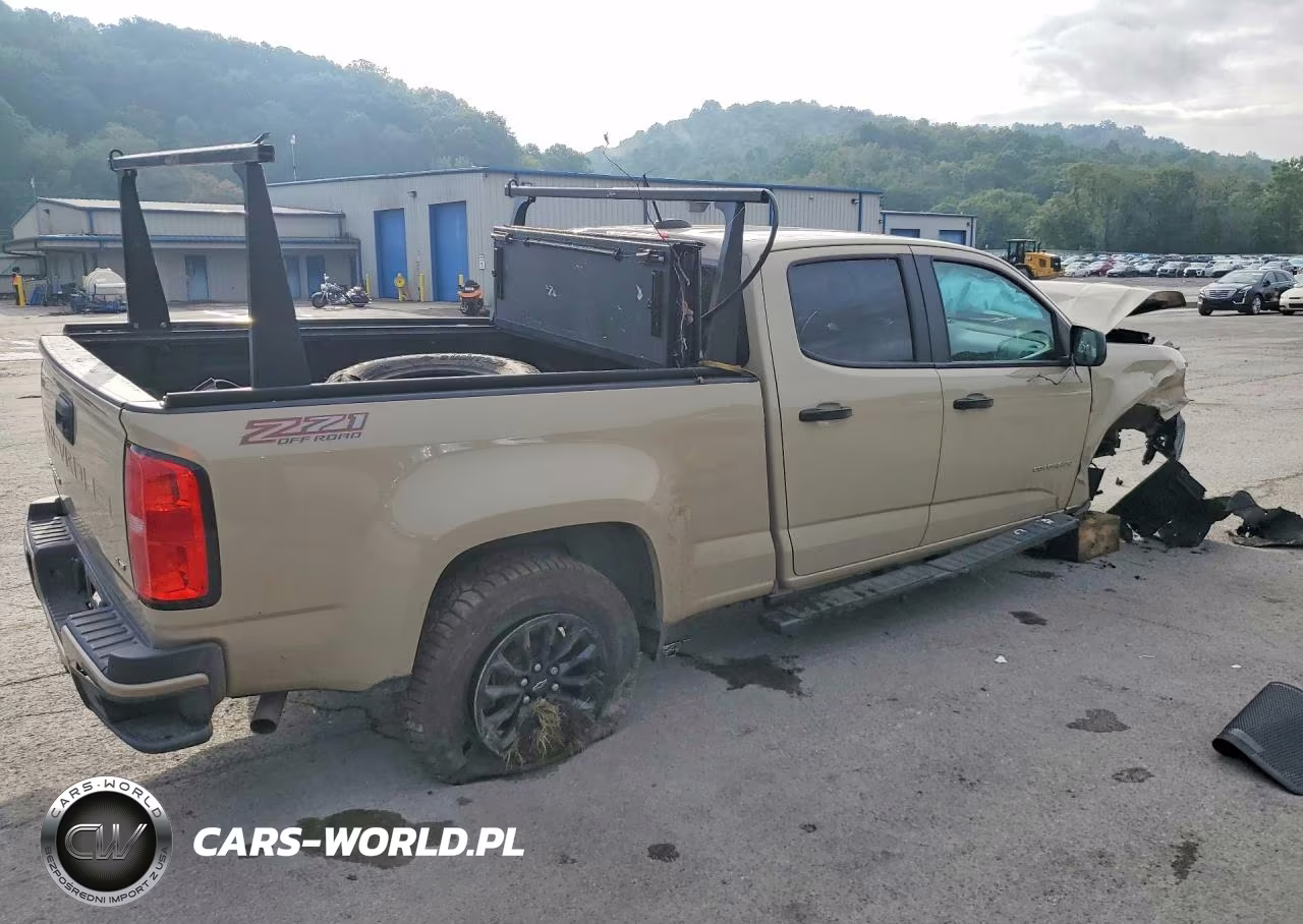 2022 Chevrolet Colorado Z71 VIN:1GCGTDEN9N1228095 - 3