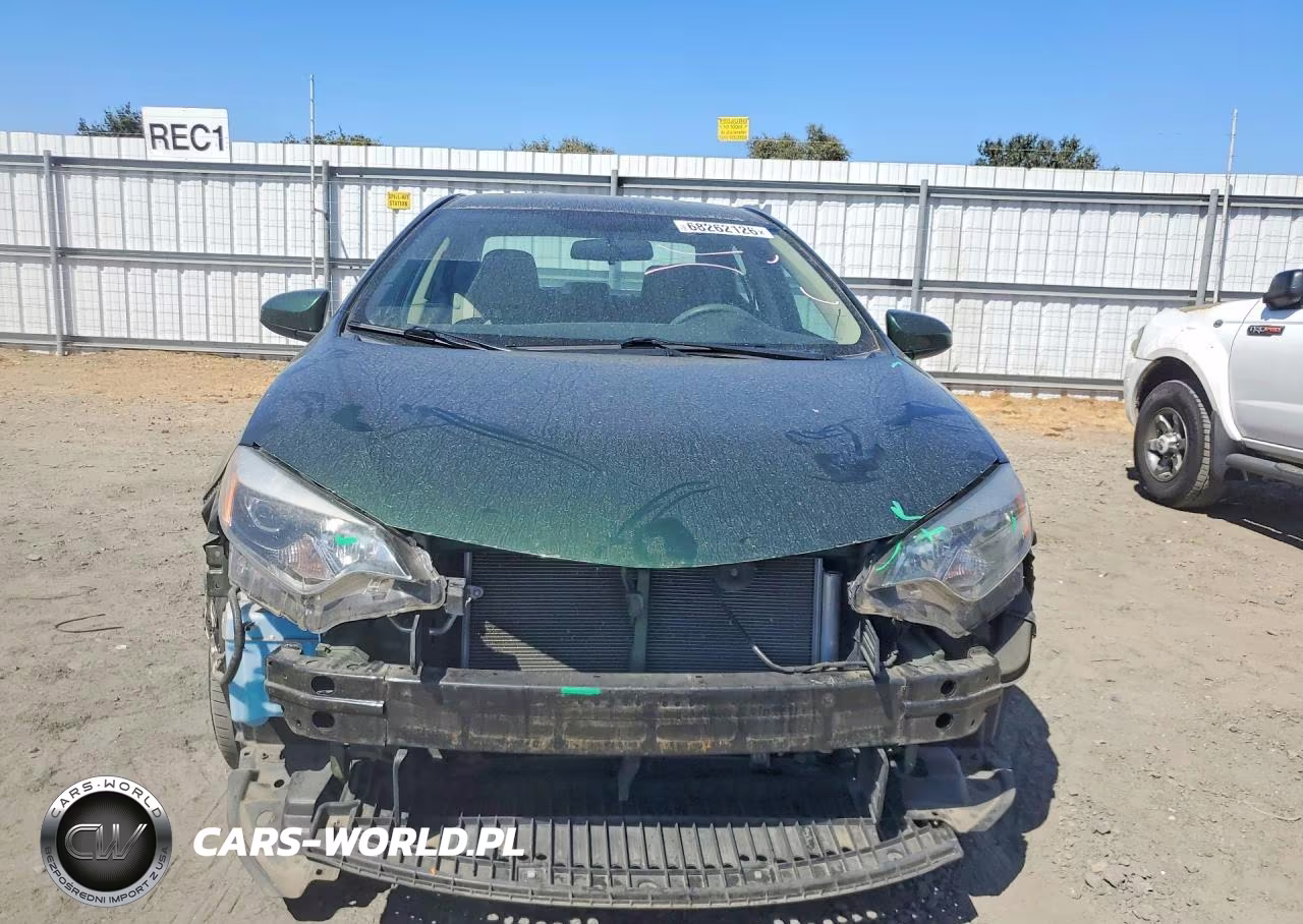 2015 Toyota Corolla Le VIN:5YFBURHE1FP251870 - 5