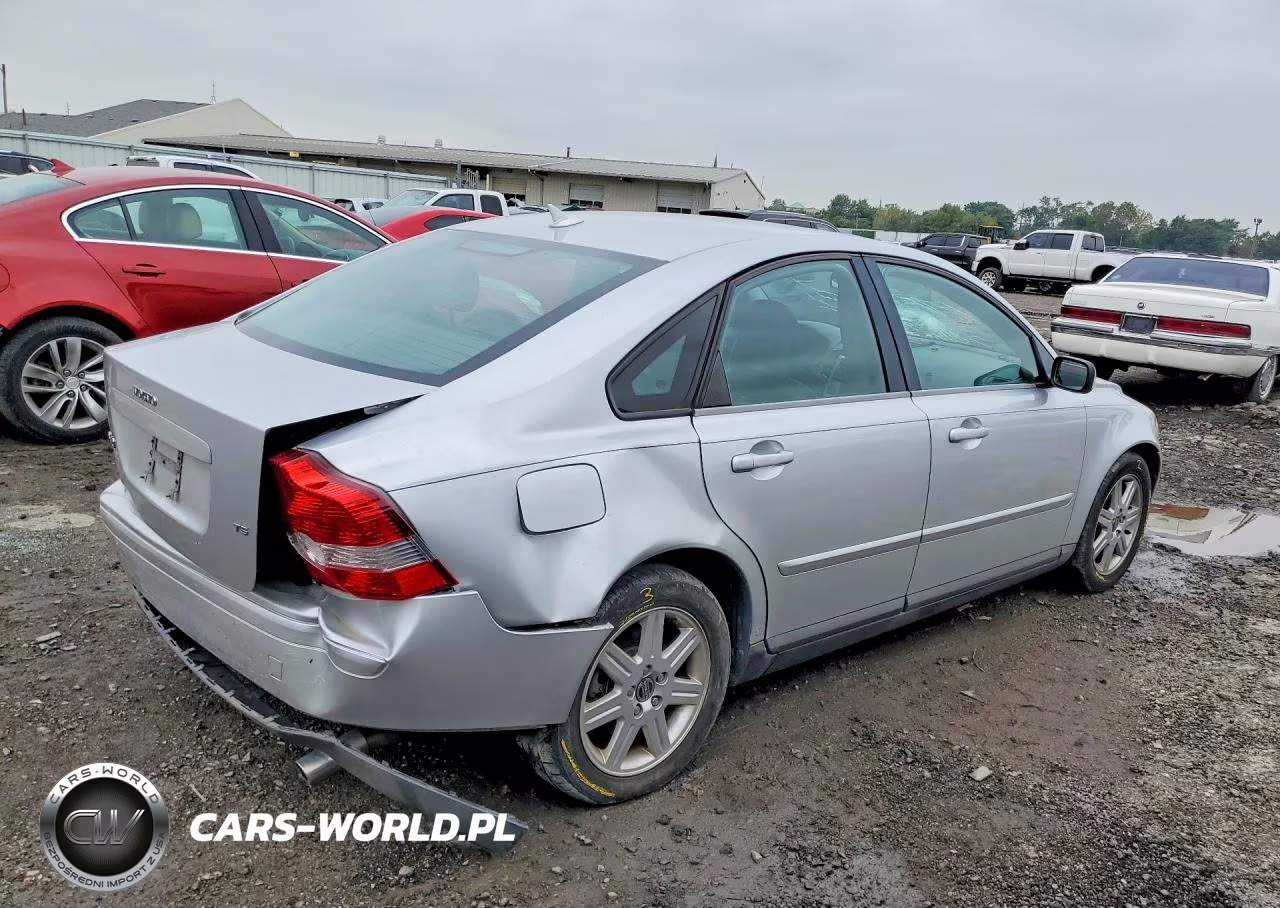 2005 Volvo S40 T5 VIN:YV1MS682952047408 - 3