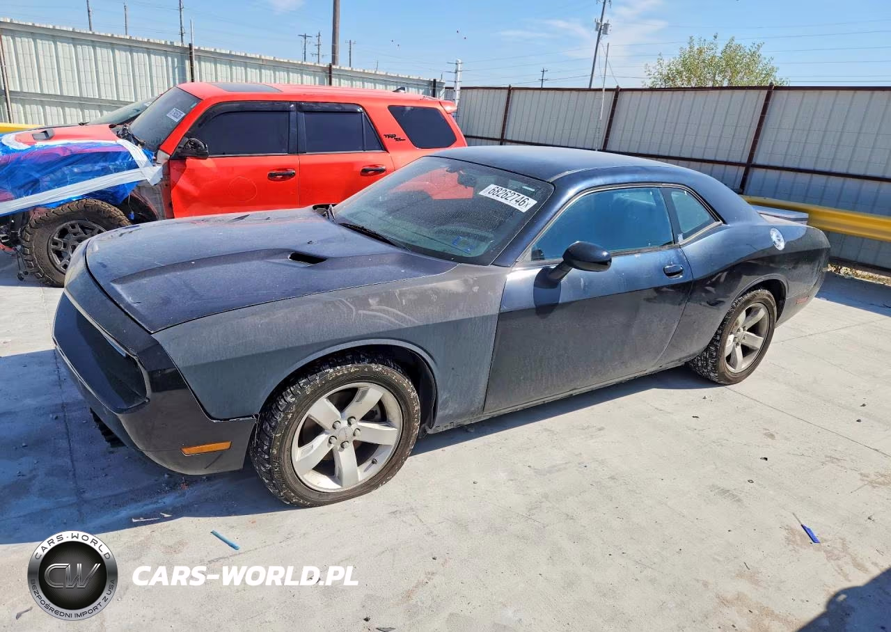 2014 Dodge Challenger Sxt VIN:2C3CDYAG5EH266973 - 1