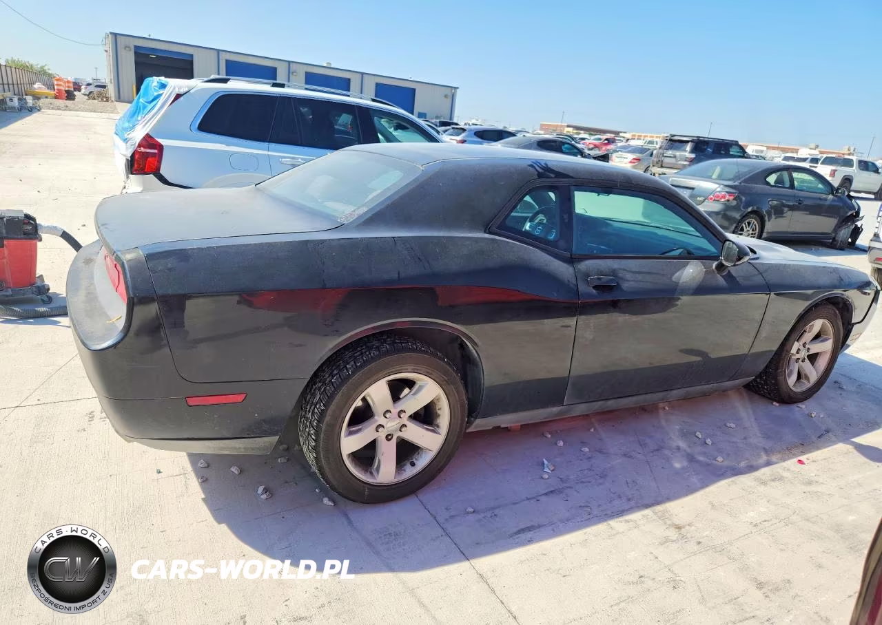 2014 Dodge Challenger Sxt VIN:2C3CDYAG5EH266973 - 3