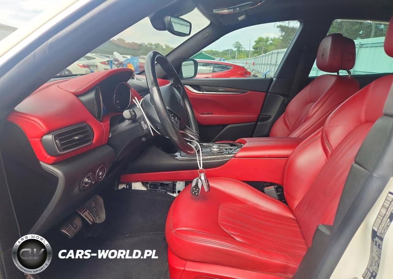2017 Maserati Levante S Sport VIN:ZN661YUS5HX230586 - 7