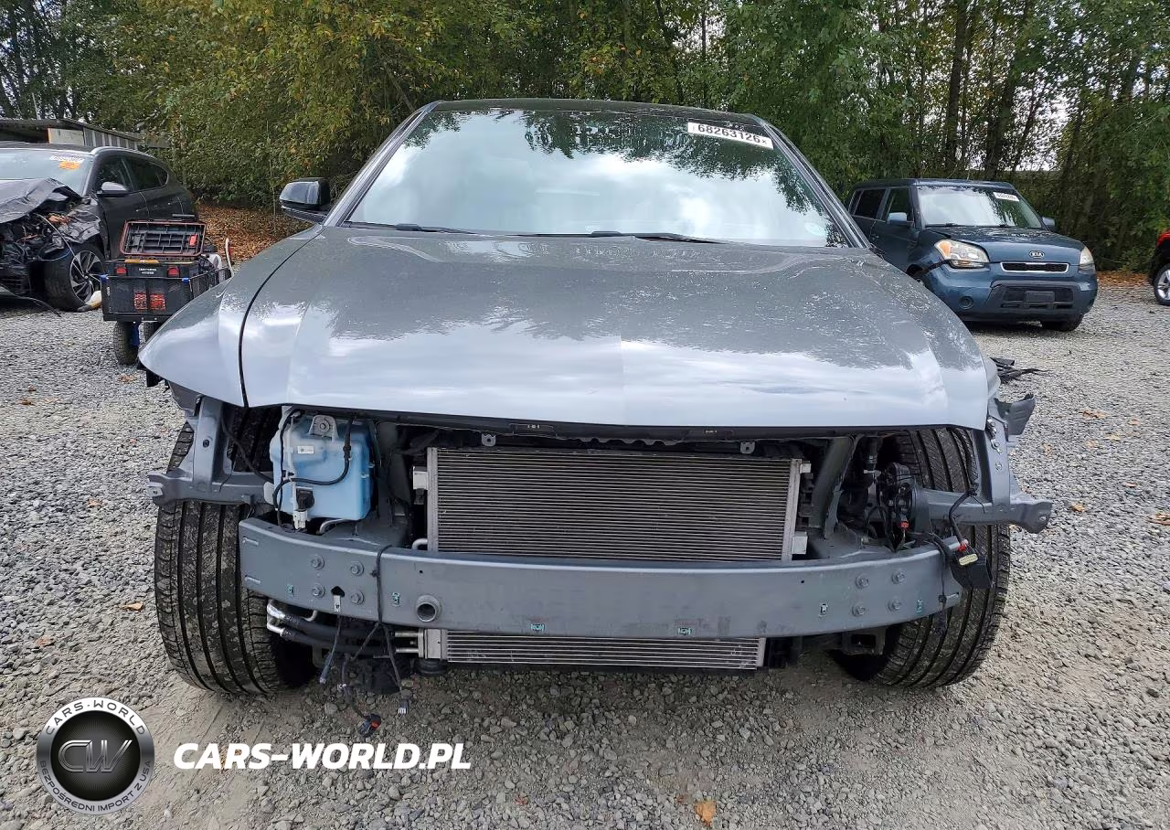 2023 Cadillac Lyriq Luxury VIN:1GYKPMRK7PZ000254 - 5