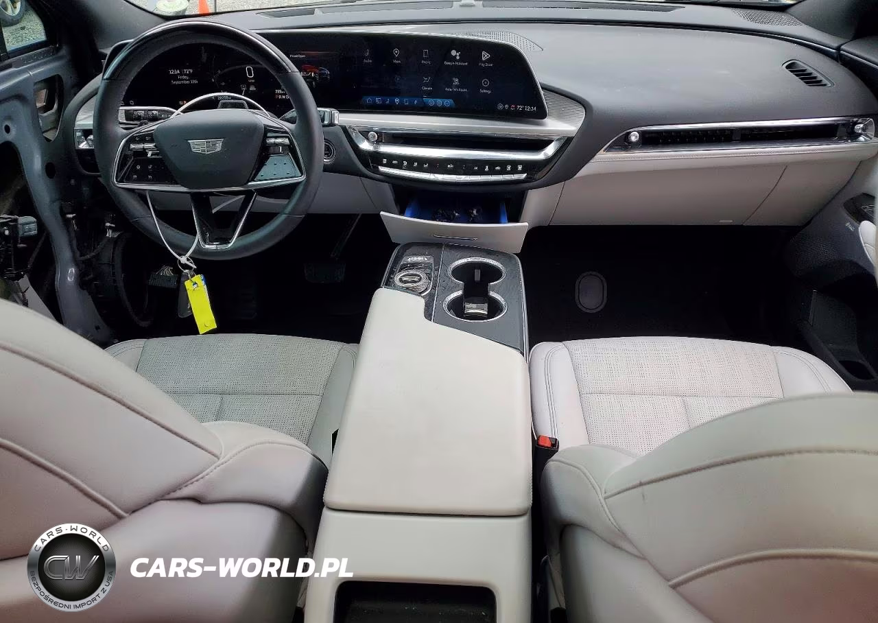 2023 Cadillac Lyriq Luxury VIN:1GYKPMRK7PZ000254 - 8