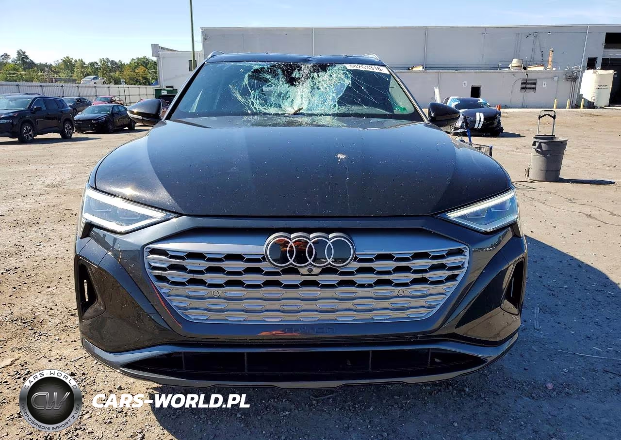2024 Audi Q8 E-Tron Premium Plus VIN:WA15AAGE4RB036019 - 5