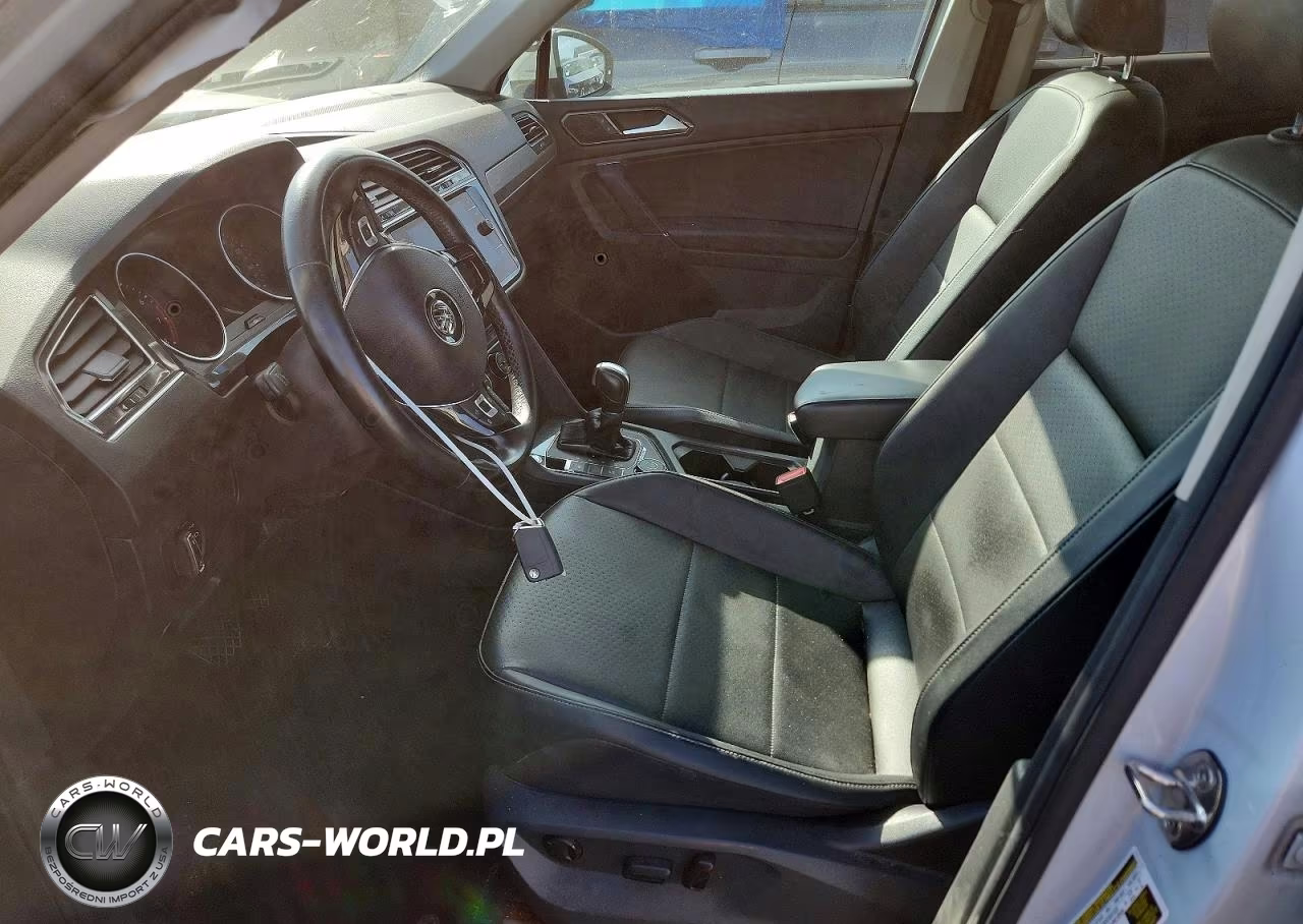 2018 Volkswagen Tiguan Se VIN:3VV2B7AX3JM143094 - 7