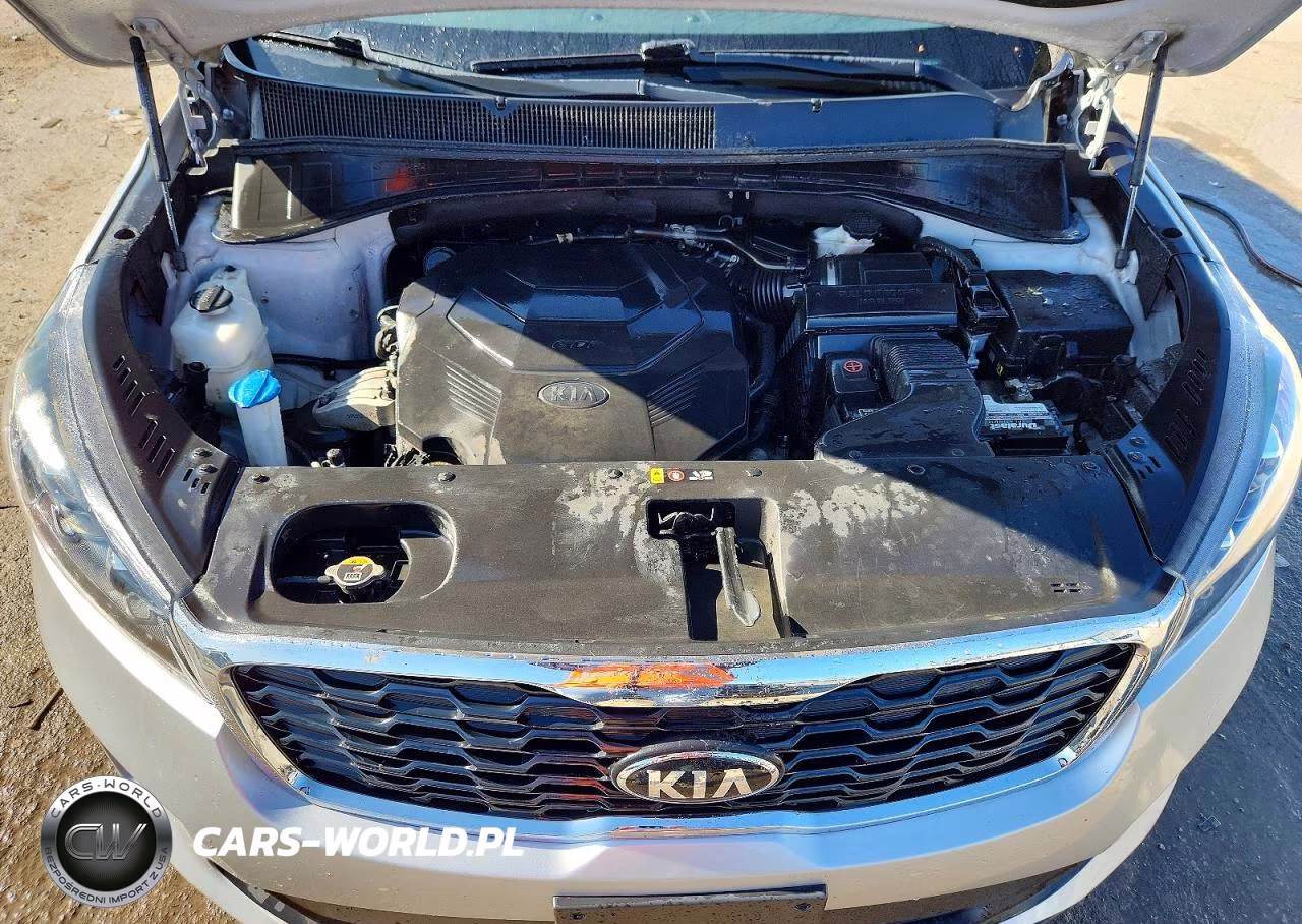 2020 Kia Sorento S VIN:5XYPG4A5XLG682749 - 12
