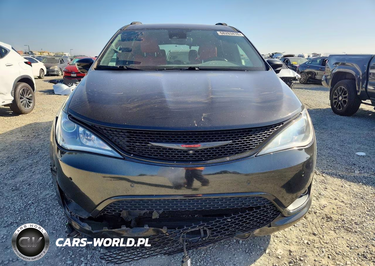 2020 Chrysler Pacifica Hybrid Limited VIN:2C4RC1N79LR235081 - 5