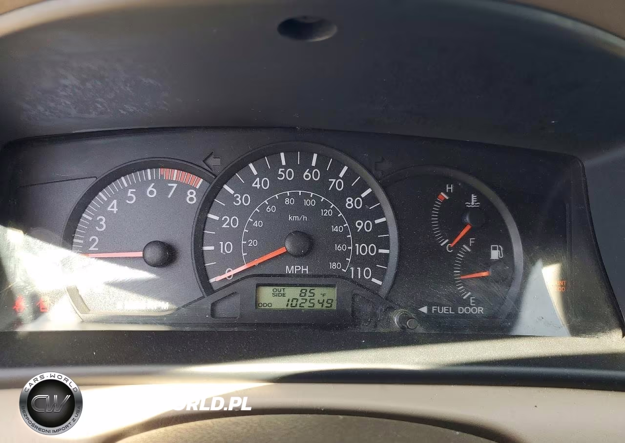 2008 Toyota Corolla Ce VIN:1NXBR32E08Z985926 - 9