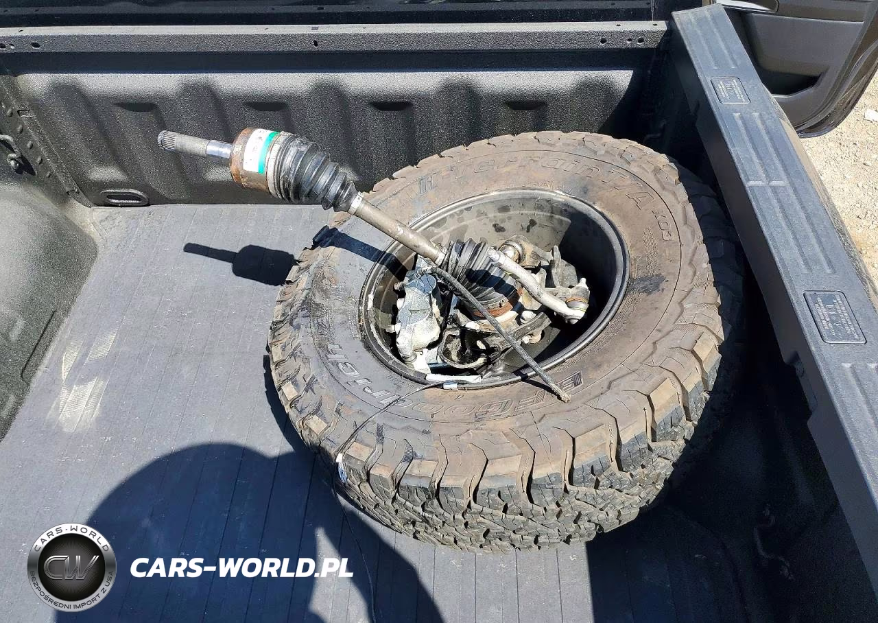 2025 Ford Ranger Raptor VIN:1FTER4LR3SLE20107 - 12