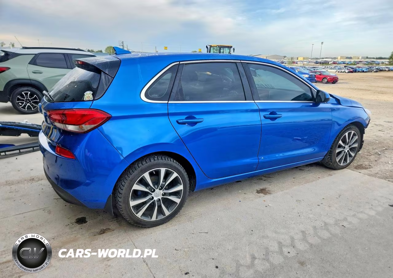 2018 Hyundai Elantra Gt Base VIN:KMHH35LE6JU021309 - 3