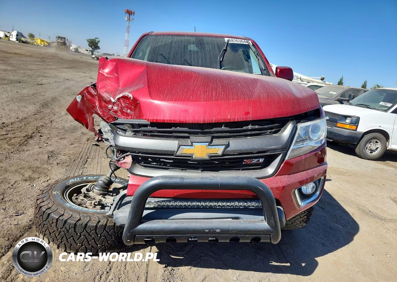 2018 Chevrolet Colorado Z71 VIN:1GCGTDENXJ1120272 - 5