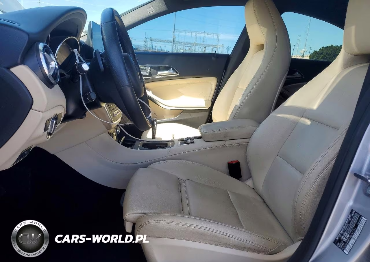 2018 Mercedes-Benz Cla 250 VIN:WDDSJ4EB2JN692151 - 7