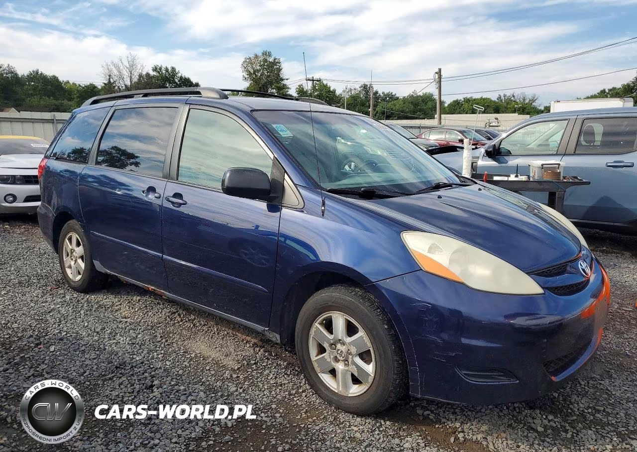 2007 Toyota Sienna Le 7-Passenger VIN:5TDZK23C57S077201 - 4