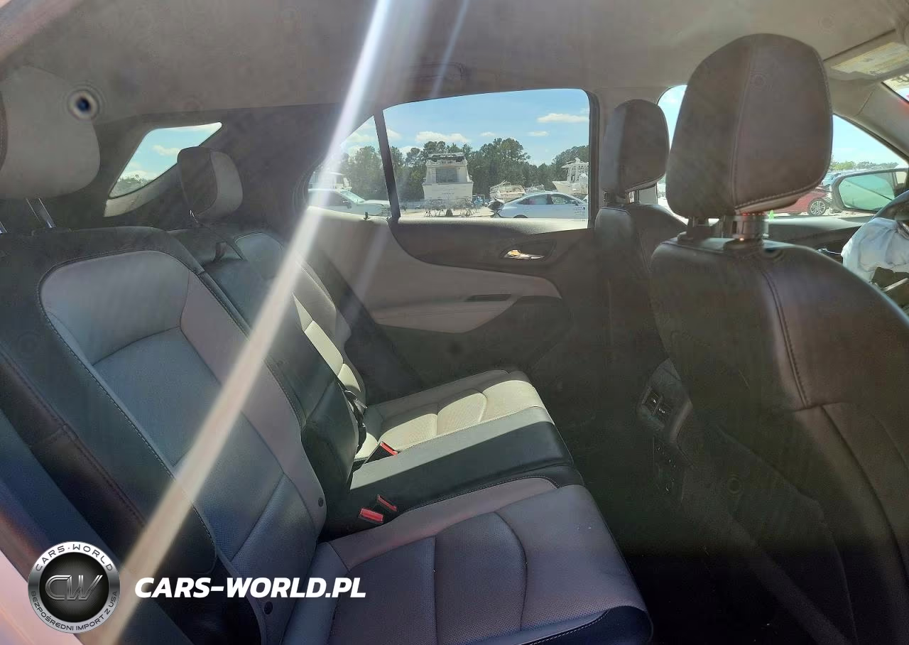 2018 Chevrolet Equinox Premier VIN:2GNAXMEV1J6217438 - 11