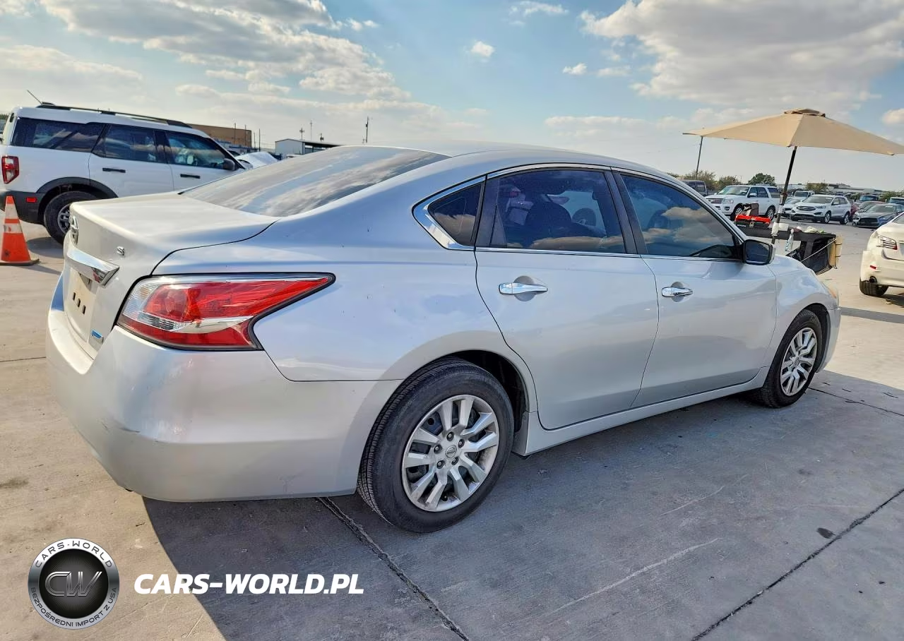 2014 Nissan Altima 2.5 S VIN:1N4AL3AP6EC403887 - 3