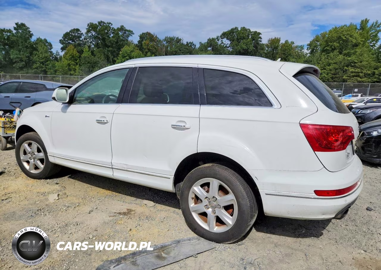 2015 Audi Q7 Premium Plus VIN:WA1LGAFE9FD016498 - 2