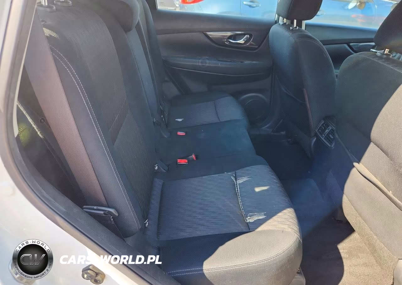 2017 Nissan Rogue S VIN:KNMAT2MT2HP569477 - 11