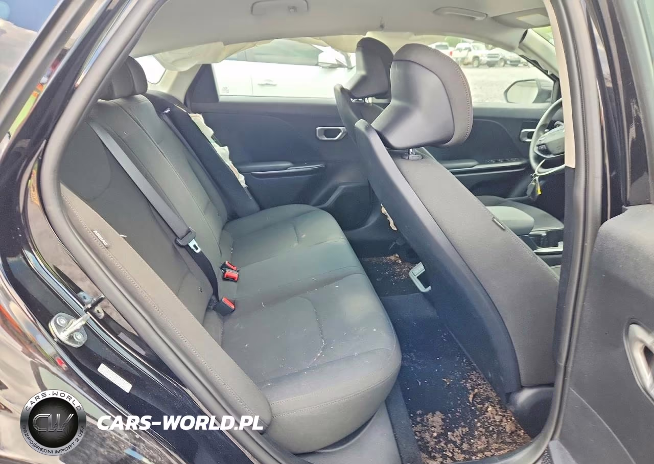 2026 Kia K4 Lxs VIN:3KPFT4DE3TE328250 - 10
