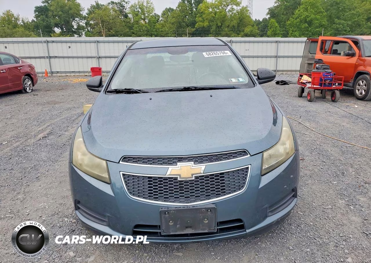2012 Chevrolet Cruze Ls VIN:1G1PC5SH3C7261326 - 5
