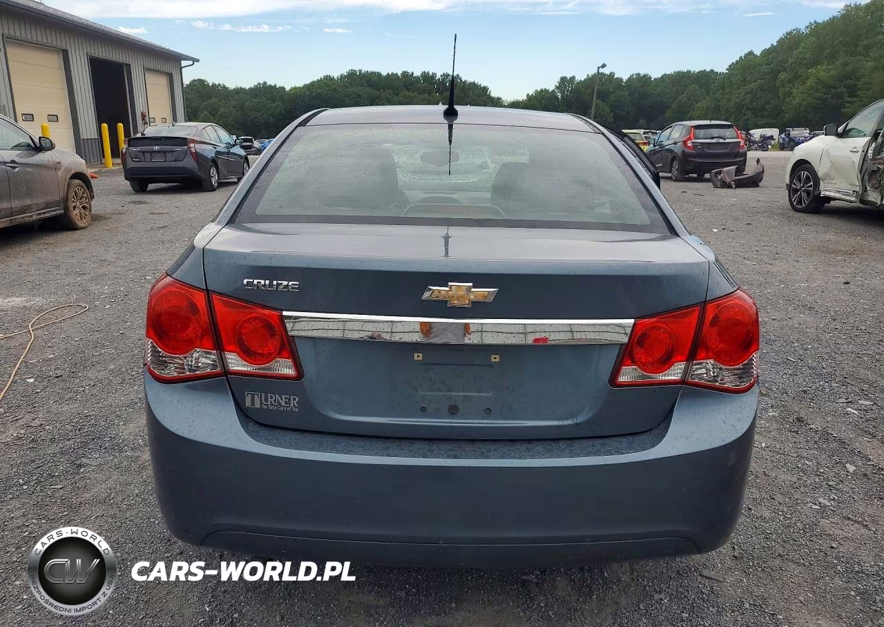 2012 Chevrolet Cruze Ls VIN:1G1PC5SH3C7261326 - 6