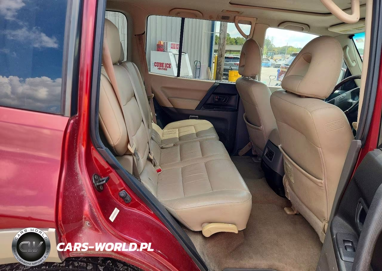 2002 Mitsubishi Montero Limited VIN:JA4MW51R62J071012 - 11