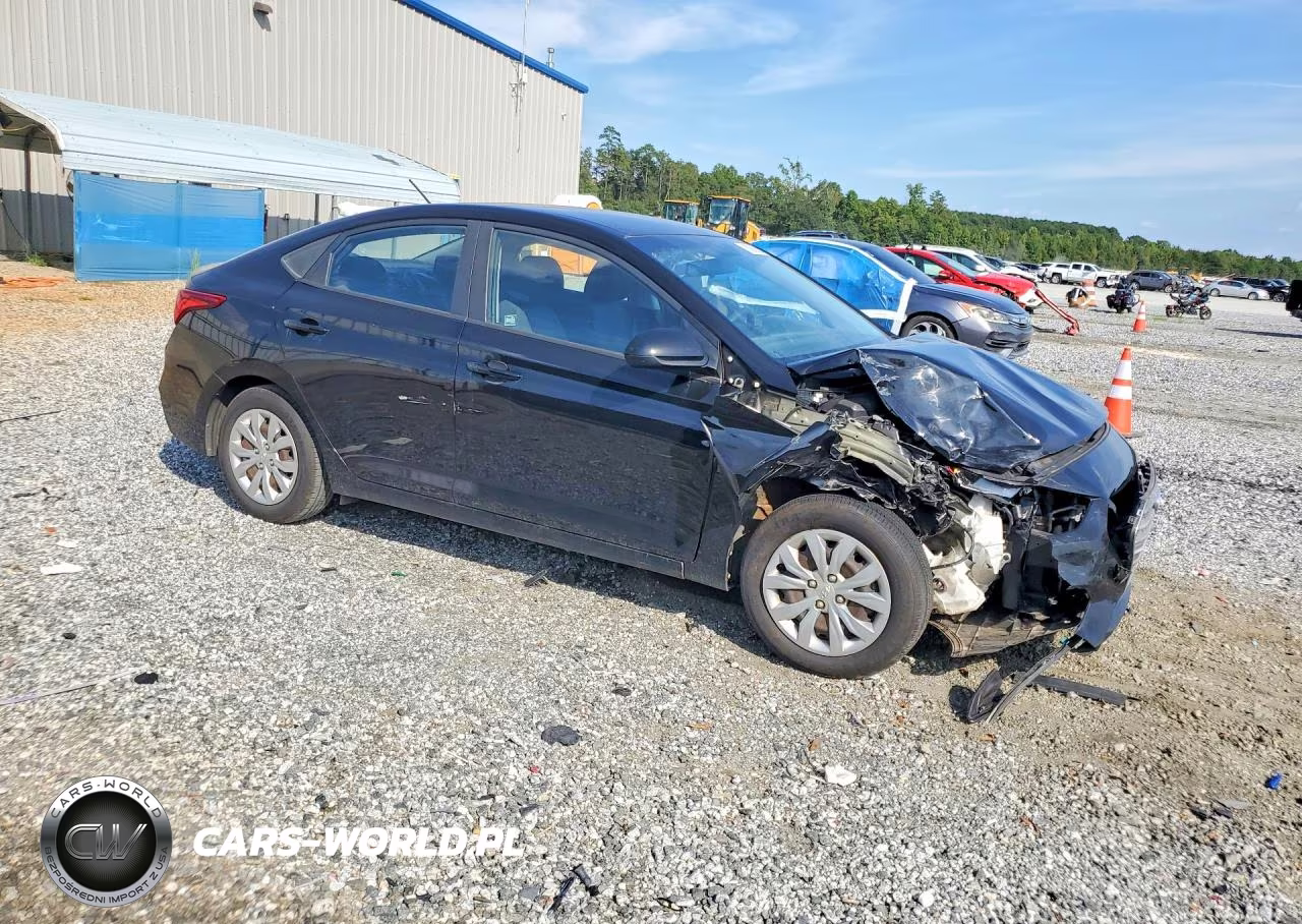 2018 Hyundai Accent Se VIN:3KPC24A32JE026857 - 4