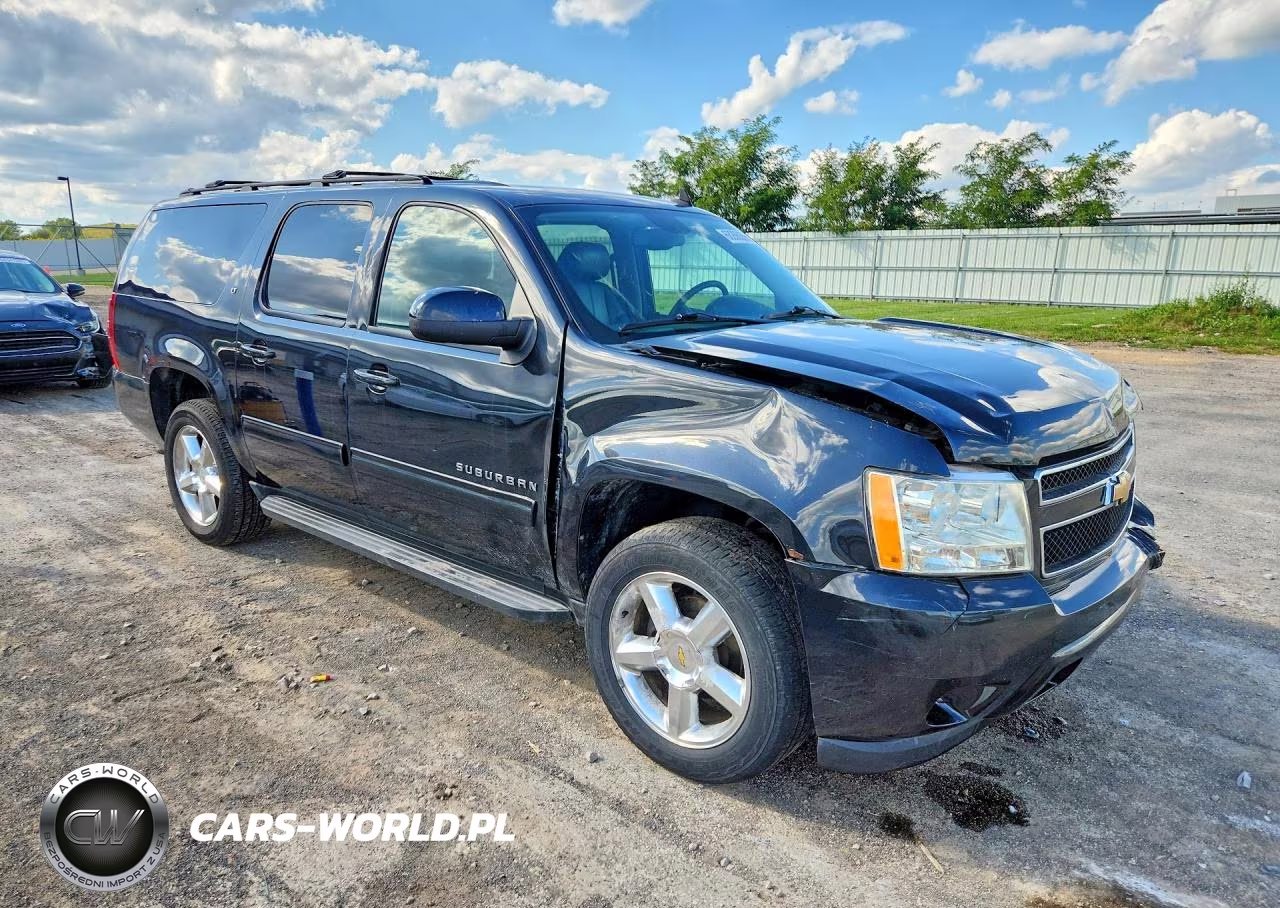 2011 Chevrolet Suburban K1500 Lt VIN:1GNSKJE38BR304047 - 4