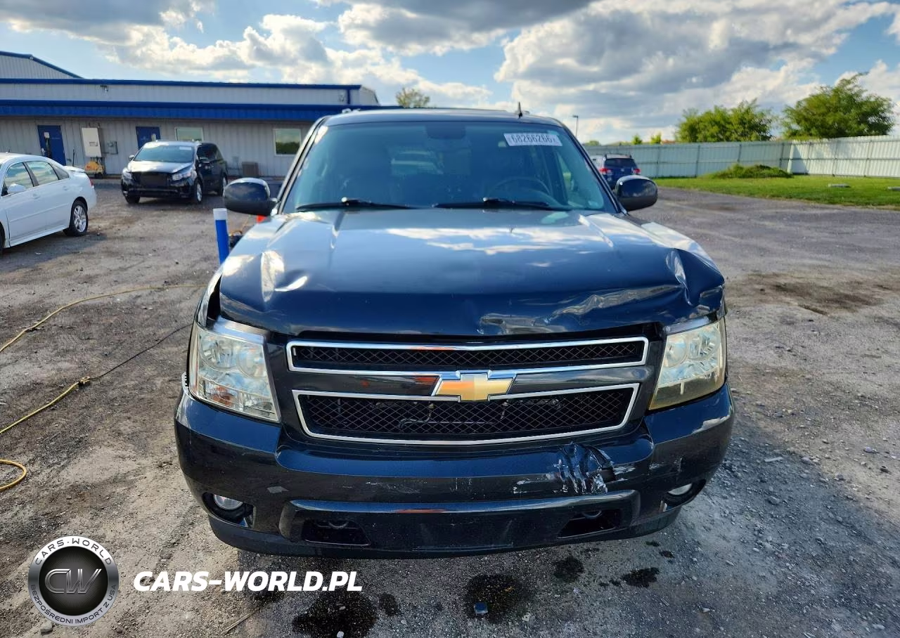 2011 Chevrolet Suburban K1500 Lt VIN:1GNSKJE38BR304047 - 5