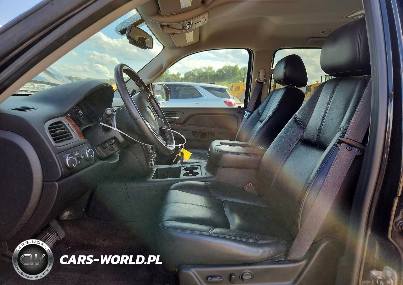 2011 Chevrolet Suburban K1500 Lt VIN:1GNSKJE38BR304047 - 7
