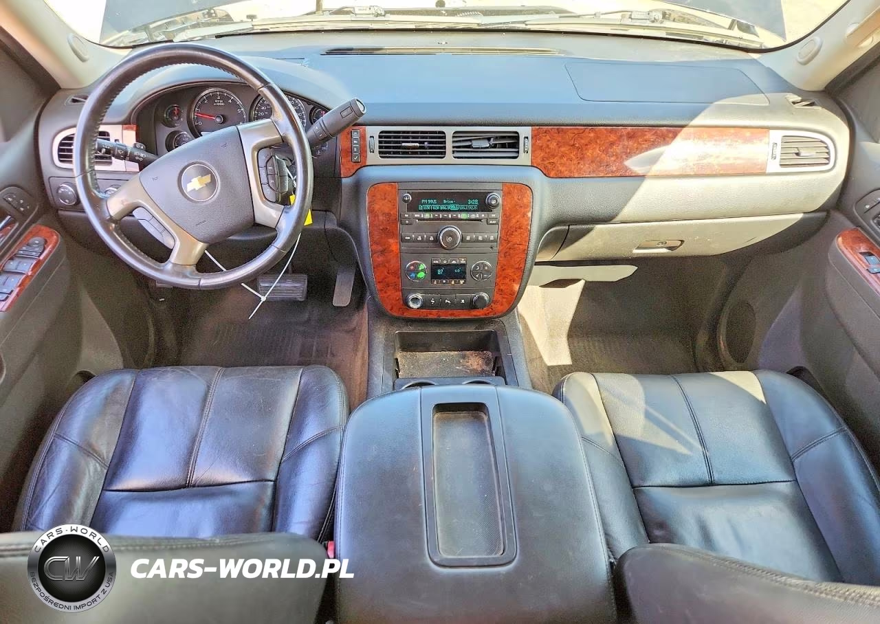 2011 Chevrolet Suburban K1500 Lt VIN:1GNSKJE38BR304047 - 8